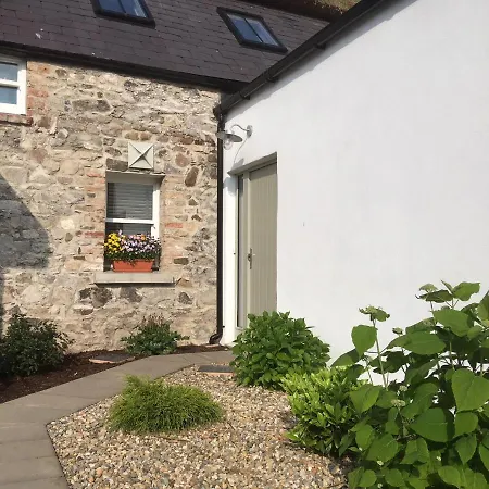 Connells House Thatched Holiday home